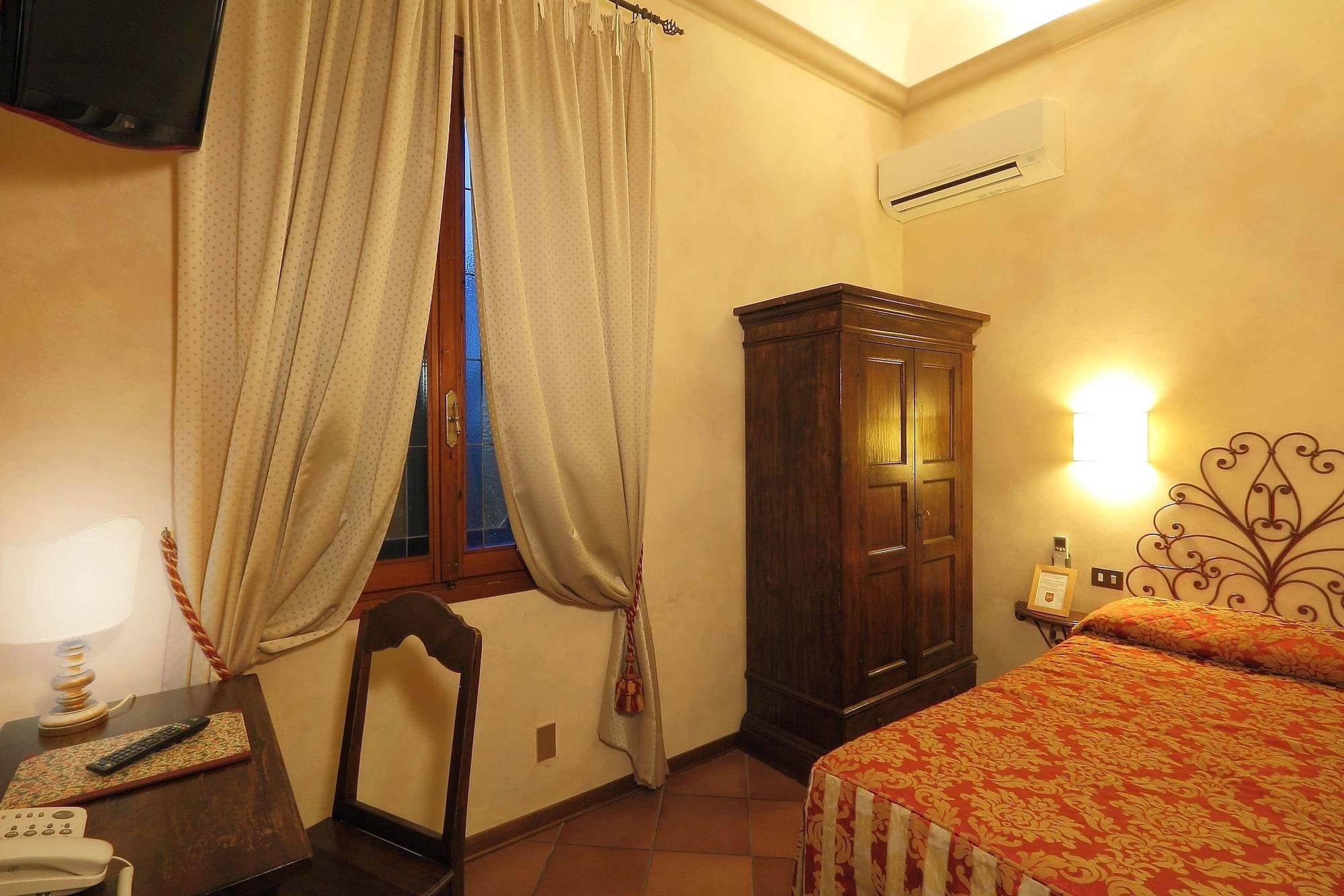Mario's Hotel Florencia